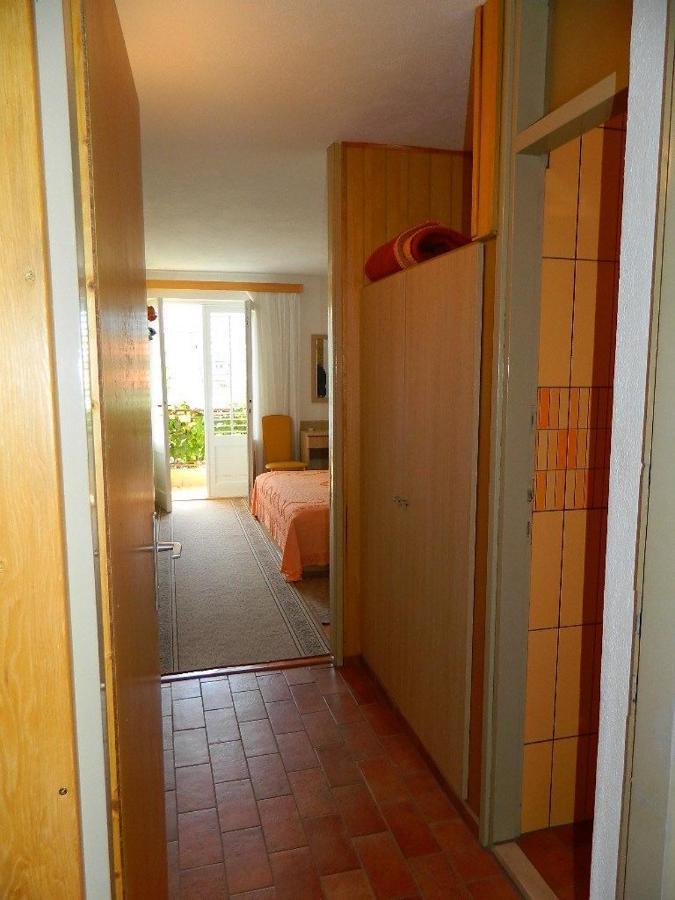 Apartments And Rooms Darinka Vrboska Exterior photo